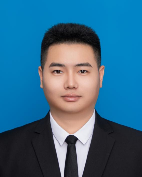 2025级硕士  闫航
